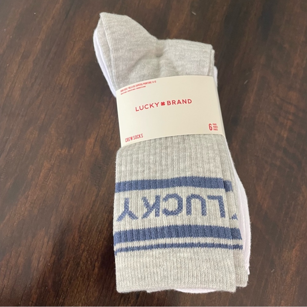 NEW Lucky Brand Men’s 6 pair Crew Socks, Fits Shoe Size 6-12